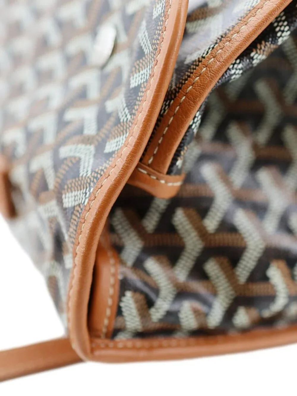 Goyard item details